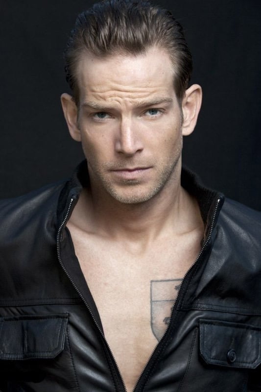تصویر هنرمند Sean Brosnan