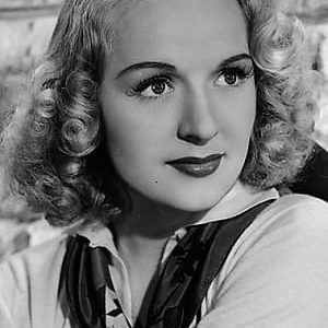 تصویر هنرمند Virginia Dale