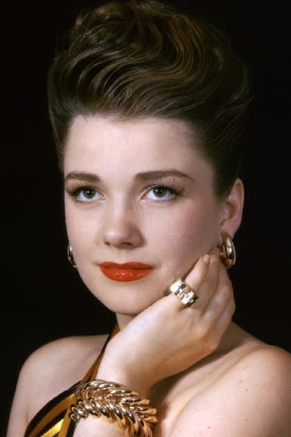 تصویر هنرمند Anne Baxter