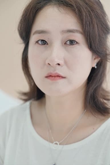 تصویر هنرمند Kim Seon-kyeong