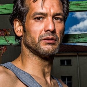 تصویر هنرمند Mehmet Yilmaz