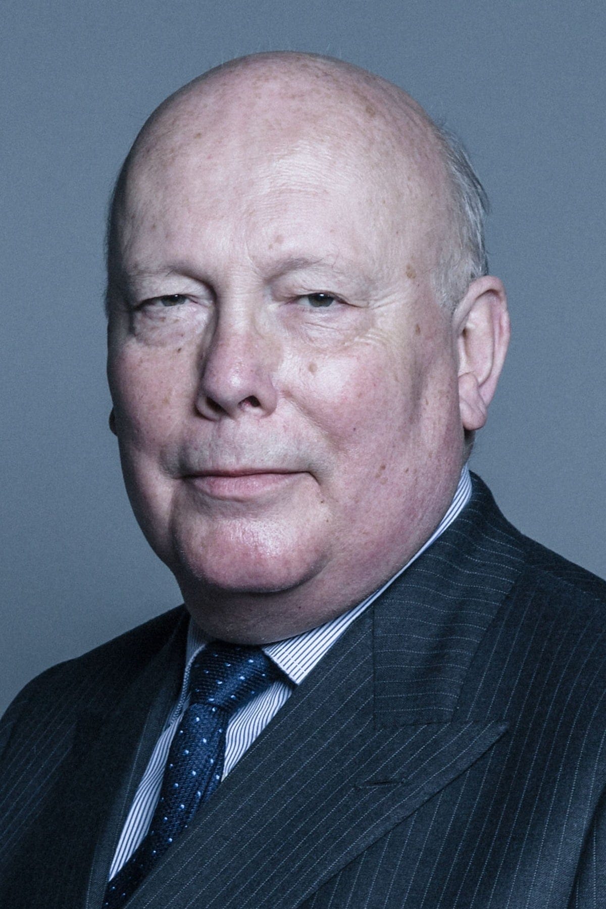 تصویر هنرمند Julian Fellowes