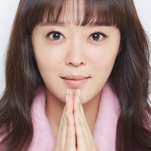 تصویر هنرمند Ahn Yeon-hong