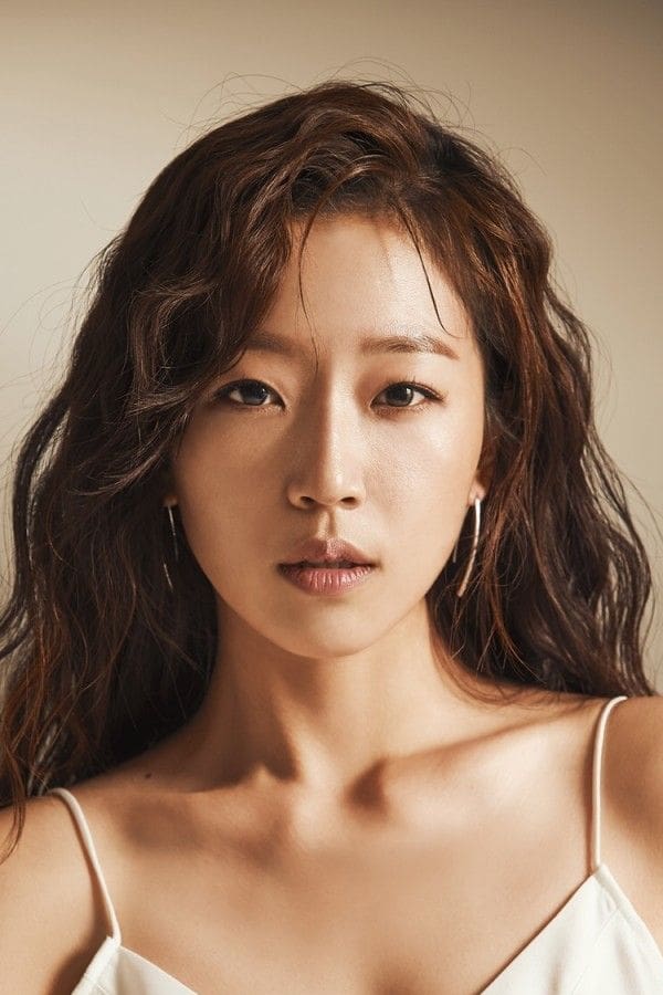 تصویر هنرمند Cho Soo-hyang