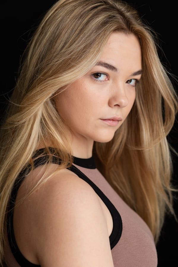 تصویر هنرمند Chloe Guidry