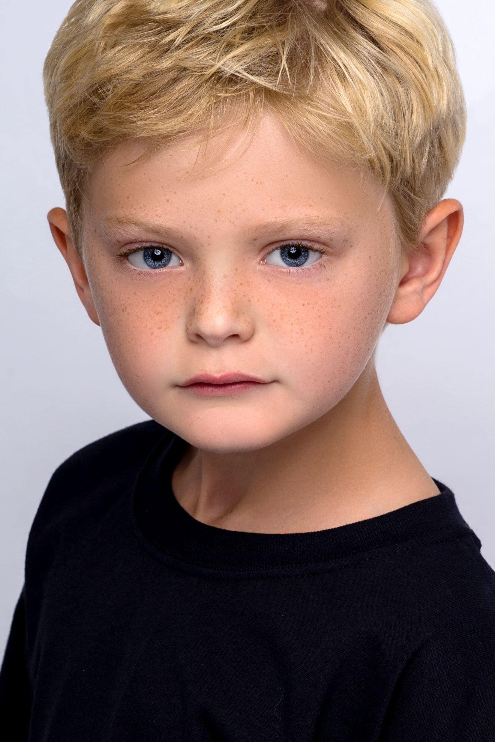 تصویر هنرمند Toby Larsen