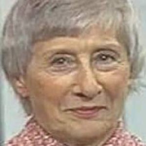 تصویر هنرمند Madeleine Damien