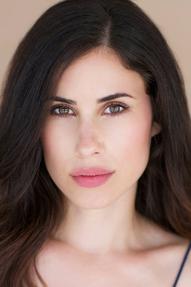 تصویر هنرمند Camille Balsamo
