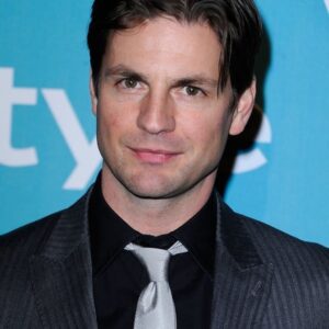 تصویر هنرمند Gale Harold
