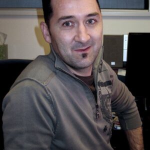 تصویر هنرمند Greg Tiernan