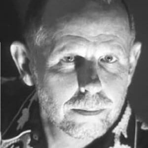 تصویر هنرمند Robert A. Burns