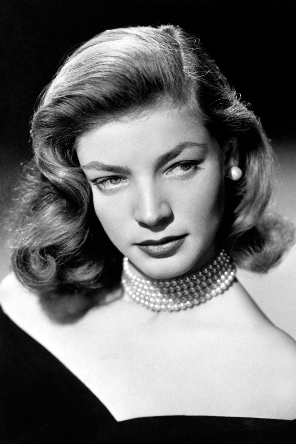 تصویر هنرمند Lauren Bacall