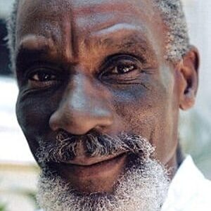 تصویر هنرمند Conrad Roberts