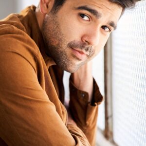 تصویر هنرمند J.M. Longoria