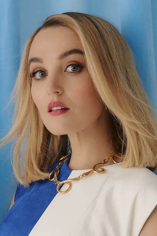 تصویر هنرمند Chloe Fineman