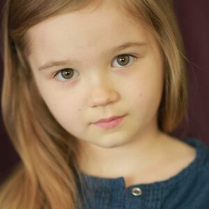 تصویر هنرمند Evangeline Hill