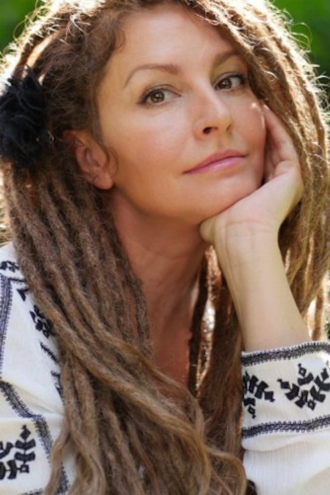تصویر هنرمند Simmone Mackinnon