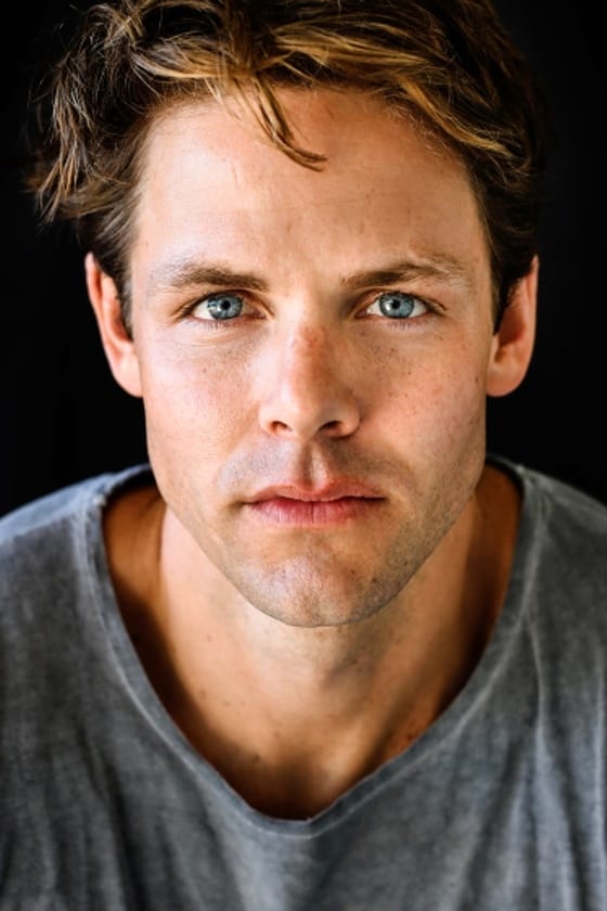 تصویر هنرمند Lachlan Buchanan