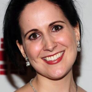 تصویر هنرمند Stephanie D'Abruzzo