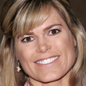 تصویر هنرمند Suzanne Rico