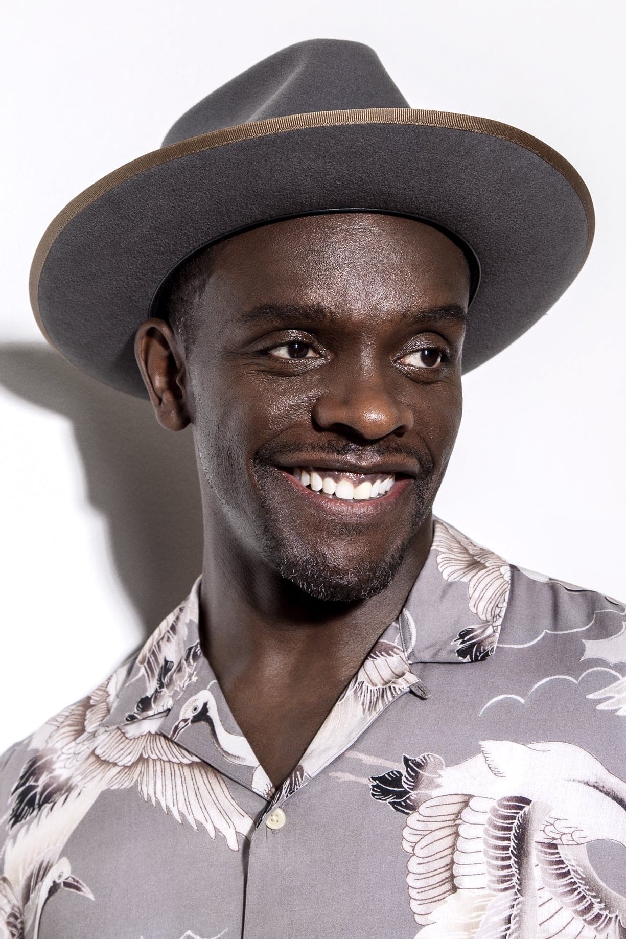 تصویر هنرمند Chris Chalk