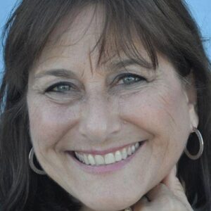 تصویر هنرمند Katie Leigh