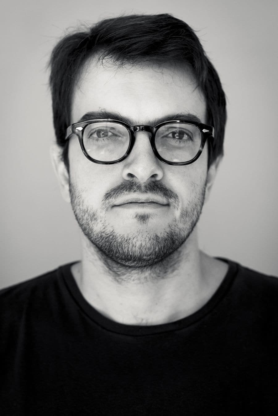 تصویر هنرمند Rodrigo Teixeira