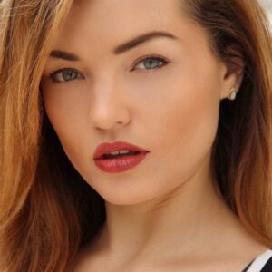 تصویر هنرمند Hannah Townsend