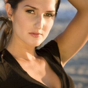 تصویر هنرمند Monica Cabral