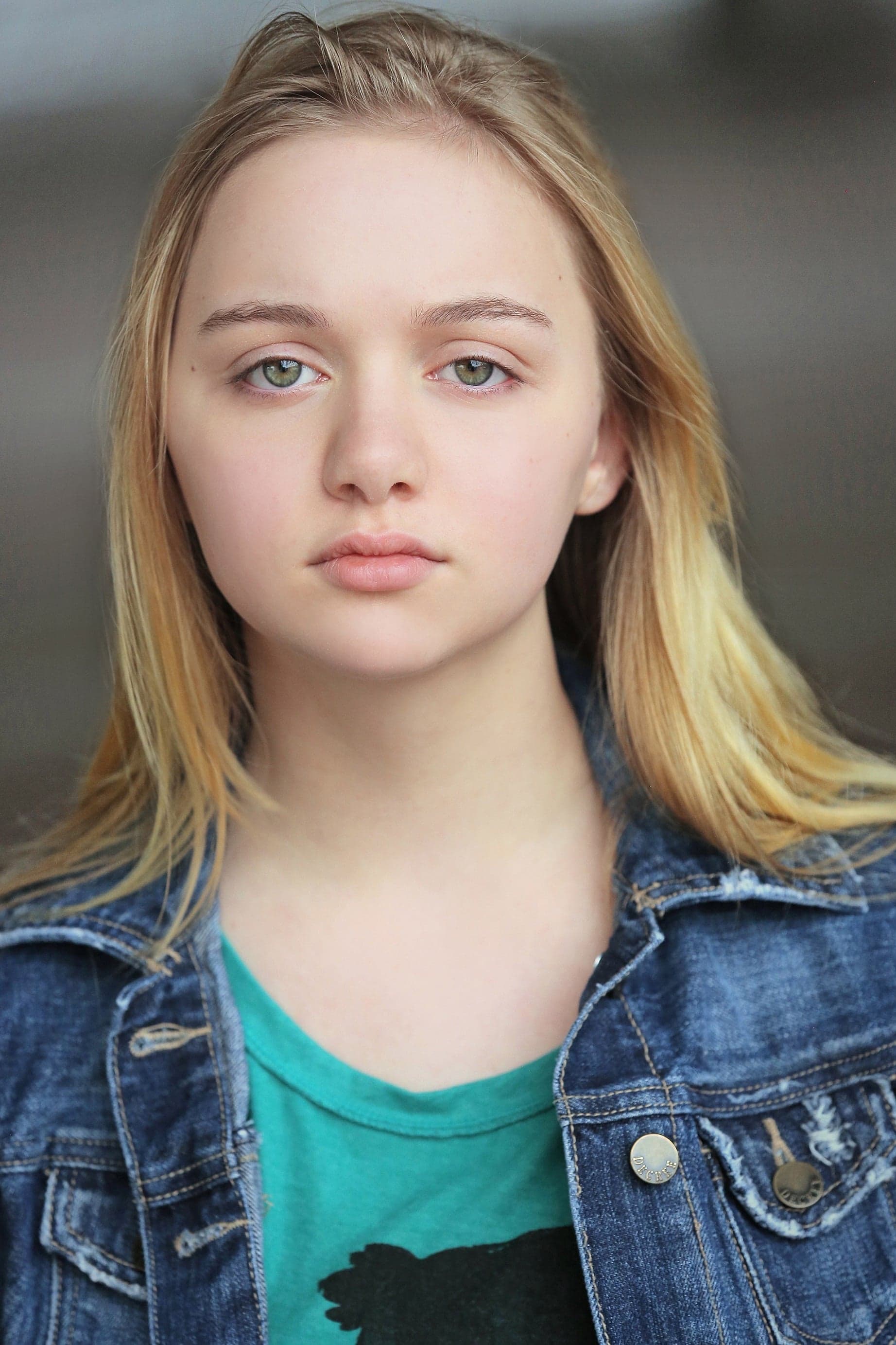 تصویر هنرمند Maddie Nichols