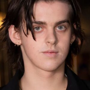 تصویر هنرمند Earl Cave