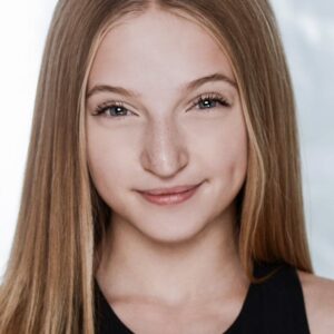 تصویر هنرمند Lilly Bartlam