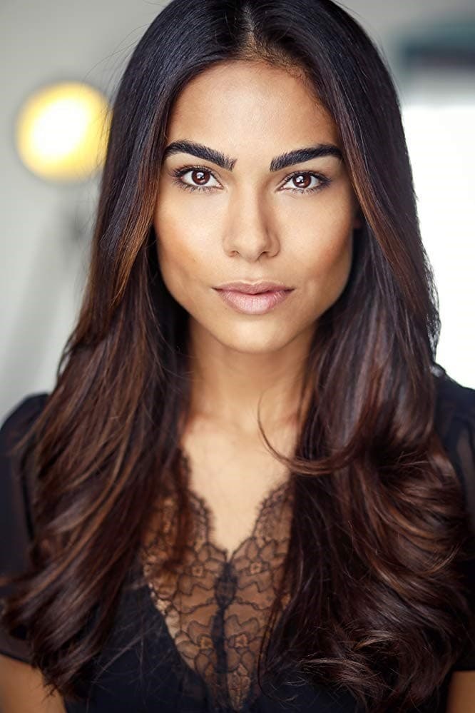 تصویر هنرمند Fernanda Diniz