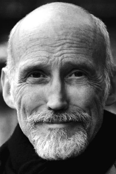تصویر هنرمند Trevor Allan Davies