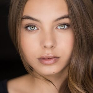 تصویر هنرمند Caitlin Carmichael