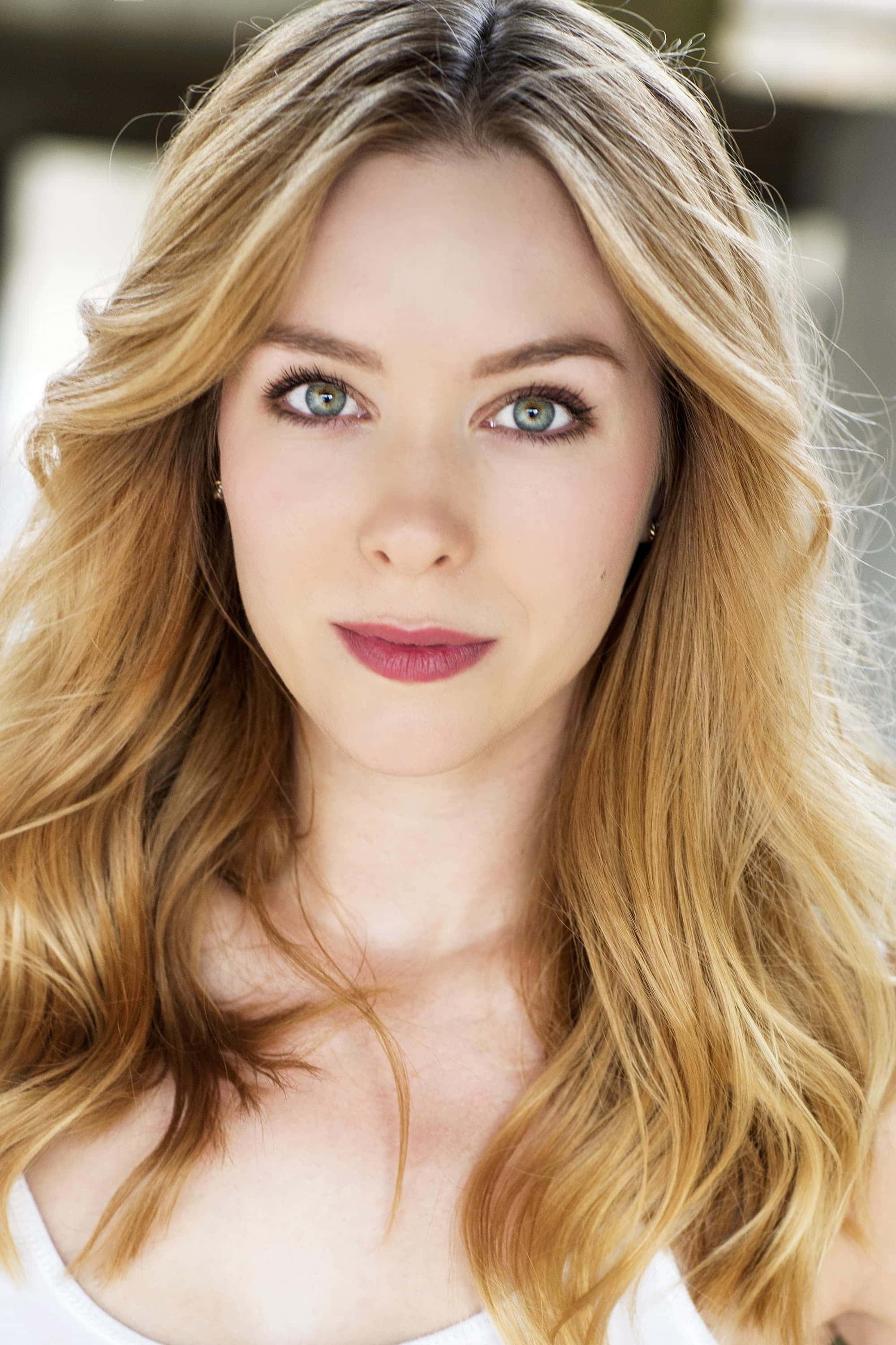 تصویر هنرمند Rosanna Hoult