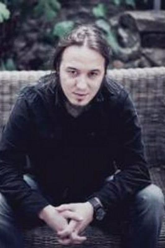 تصویر هنرمند Ercan Mehmet Erdem