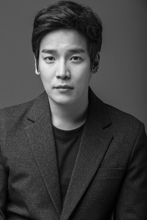 تصویر هنرمند Kim Nam-woo