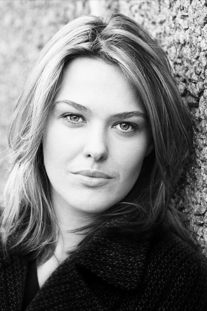 تصویر هنرمند Sally Bretton