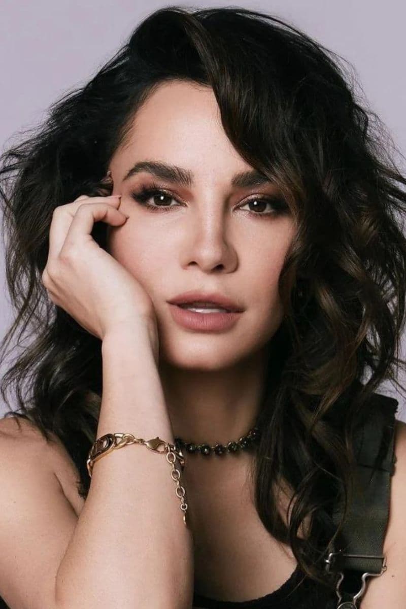 تصویر هنرمند Martha Higareda