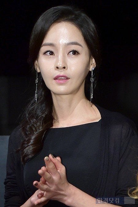 تصویر هنرمند Yoon Sul-hee