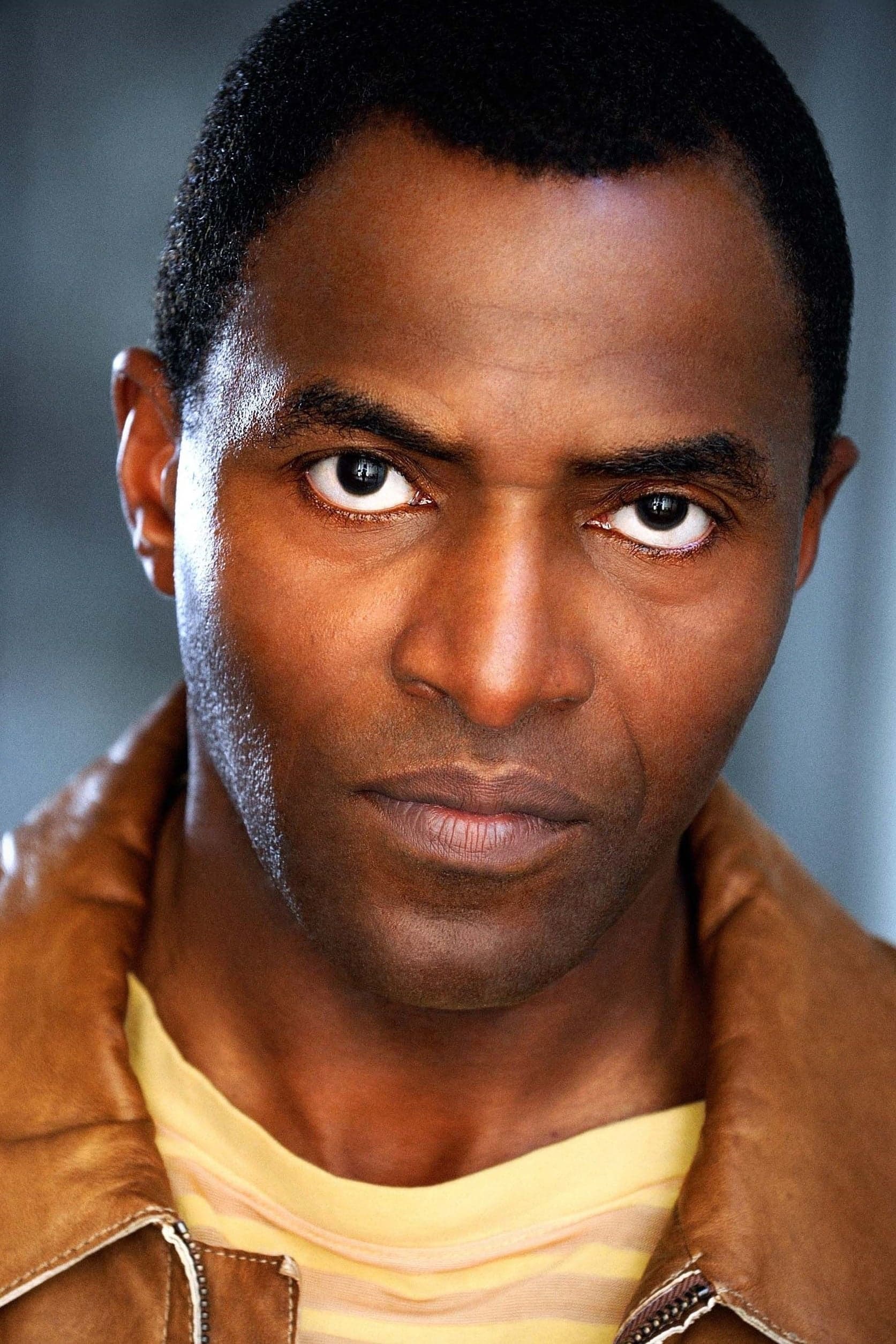 تصویر هنرمند Carl Lumbly