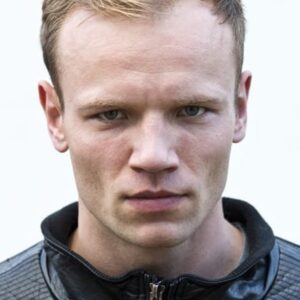 تصویر هنرمند Maciej Mikołajczyk