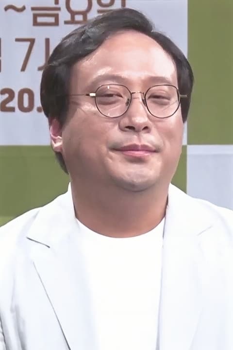 تصویر هنرمند Kim Yong-min