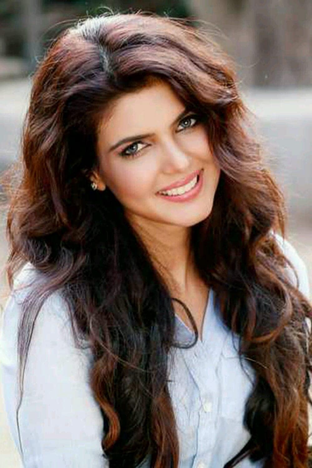 تصویر هنرمند Ihana Dhillon
