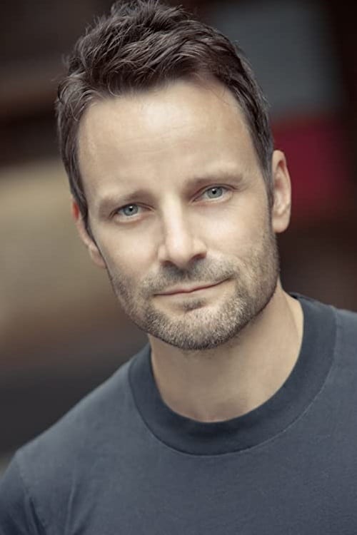 تصویر هنرمند Ryan Robbins