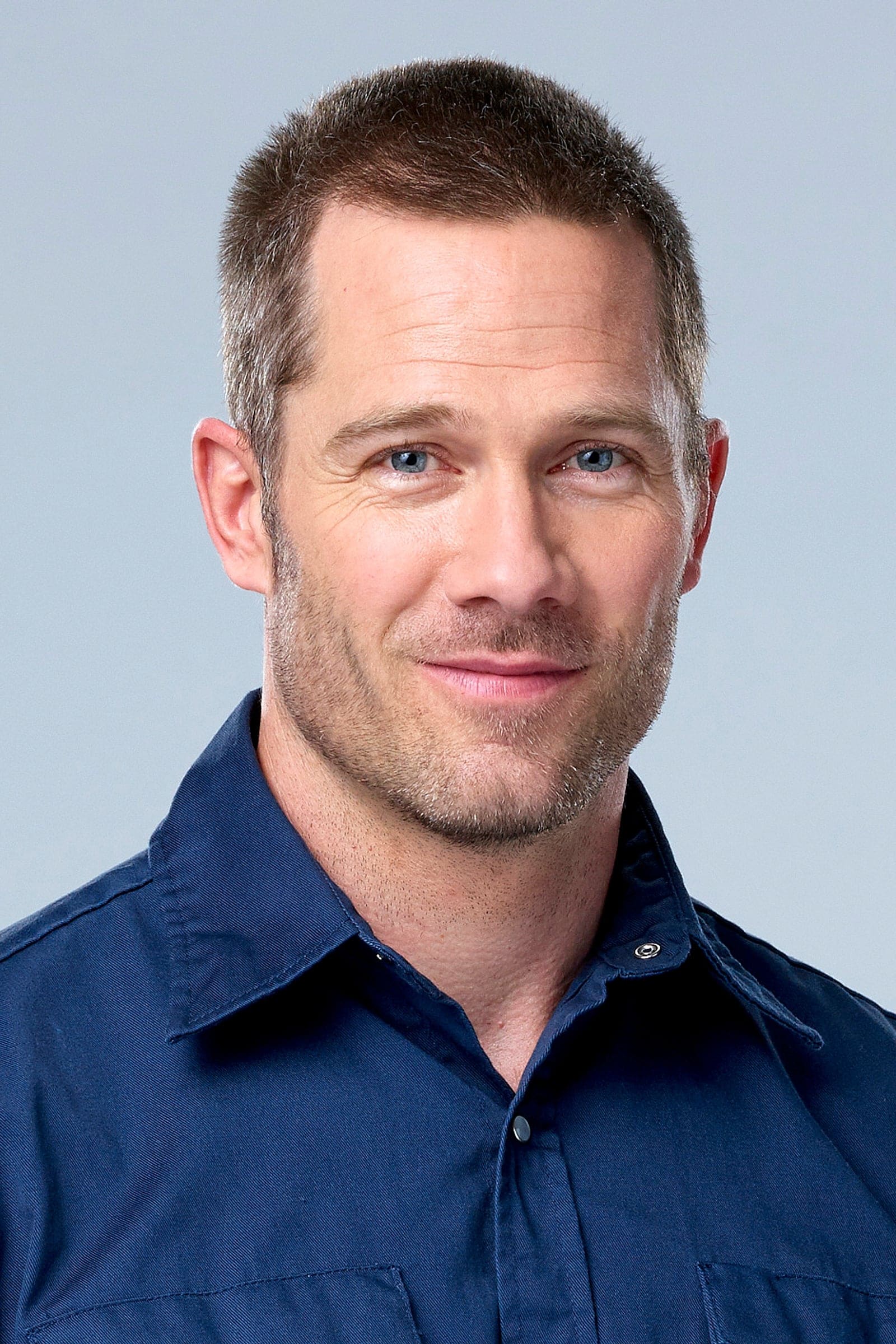 تصویر هنرمند Luke Macfarlane
