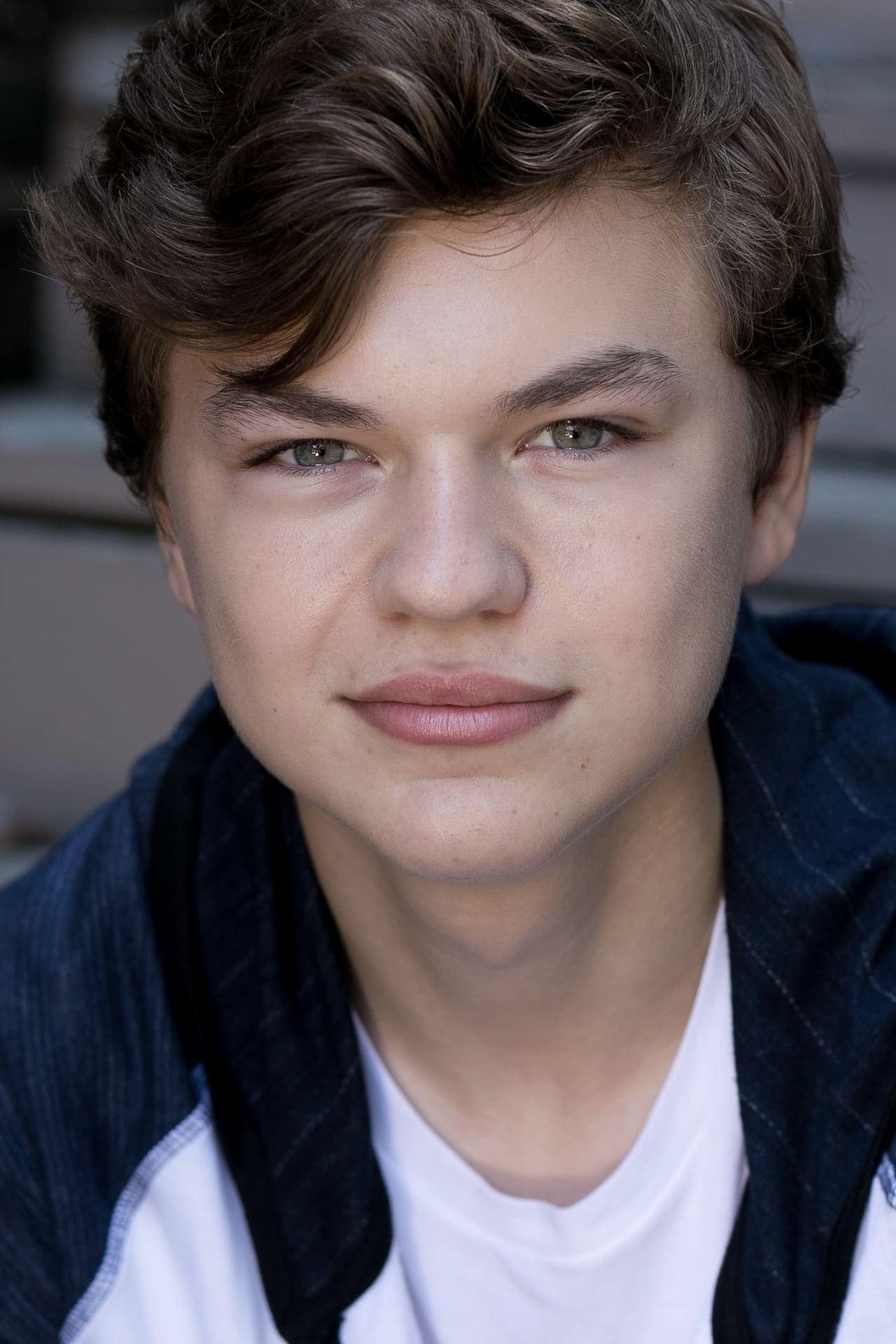 تصویر هنرمند Lucas McHugh Carroll
