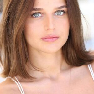 تصویر هنرمند Stephanie Nur