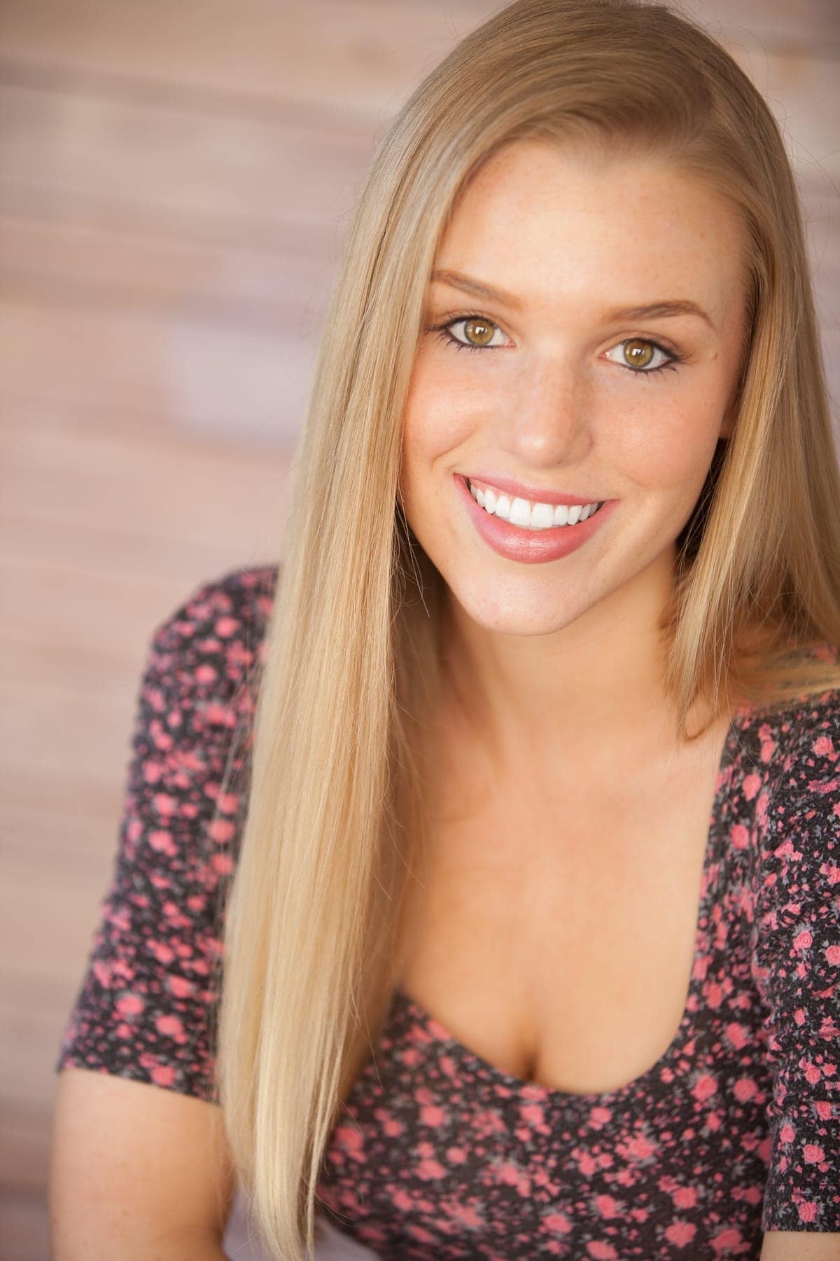 تصویر هنرمند Emily Peachey